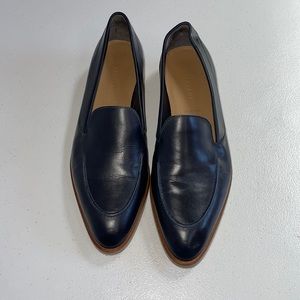 Everlane navy blue modern loafer